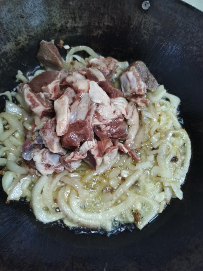羊肉手抓饭的做法 步骤8