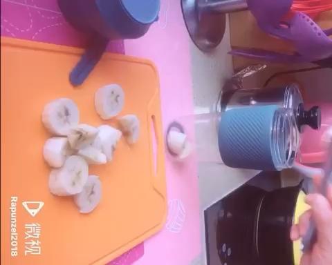 奶油香蕉、草莓脆皮雪糕