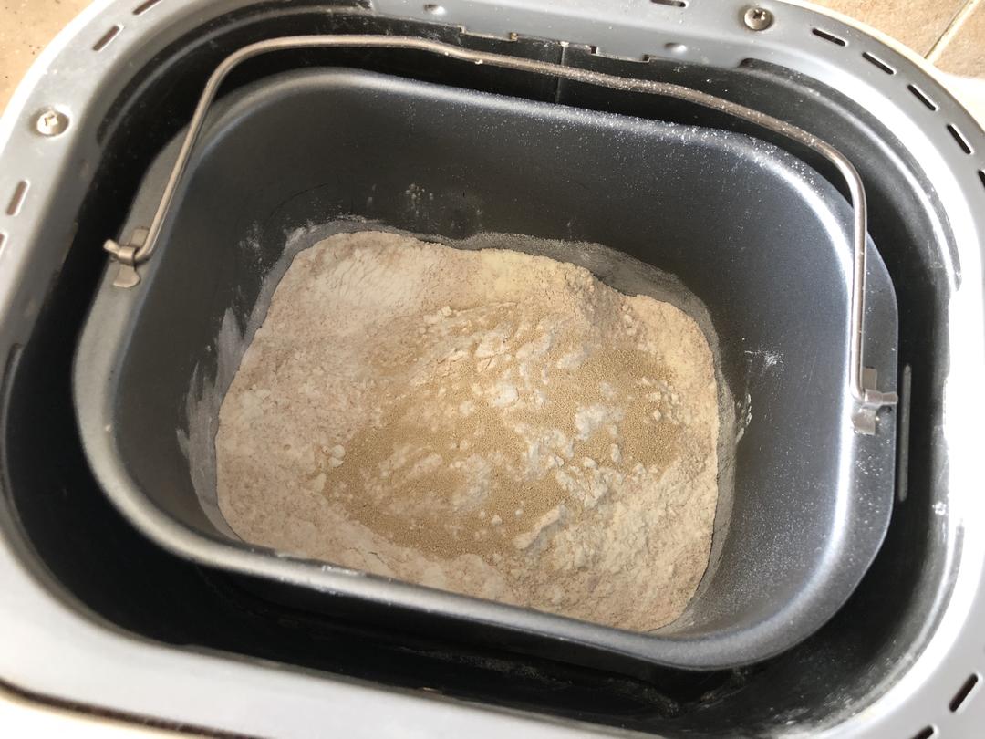 低卡藜麦全麦面包