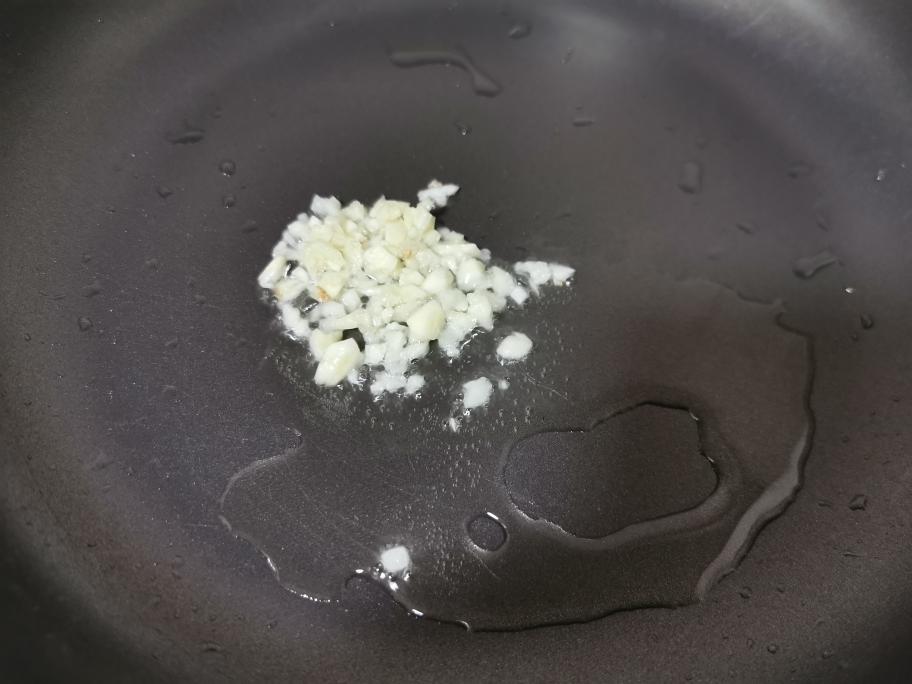 姐姐妹妹の番茄小碗装鲍鱼~小朋友轻松吃完一整只番茄(可搭配米饭做成捞饭)的做法 步骤12