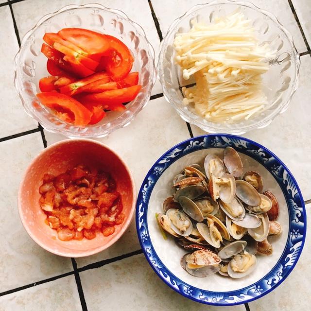 番茄金针菇汤