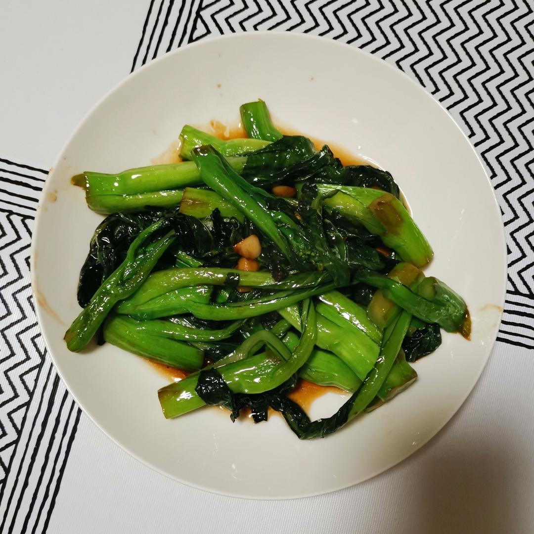 简易版耗油菜心图片