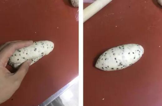 黑芝麻小软欧面包