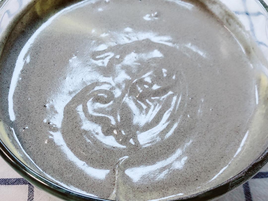 用蒸汽温温柔柔地做出一个蛋糕,加些粗粮,吃过就知道它有多优秀了的做法 步骤6