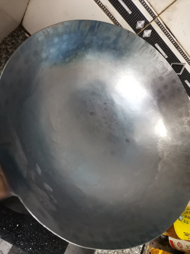 新铁锅如何开锅的做法 步骤4