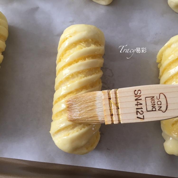 椰蓉小面包