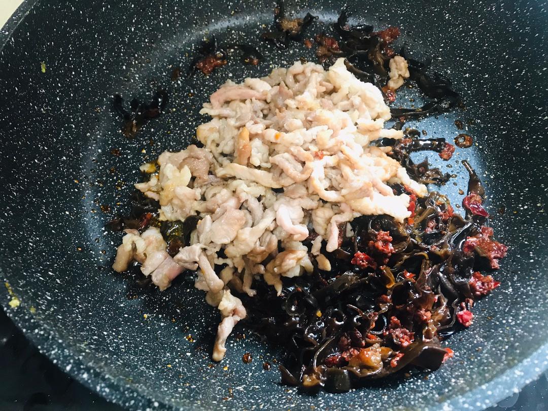 别找了,这才是【鱼香肉丝】百试百灵的方子!