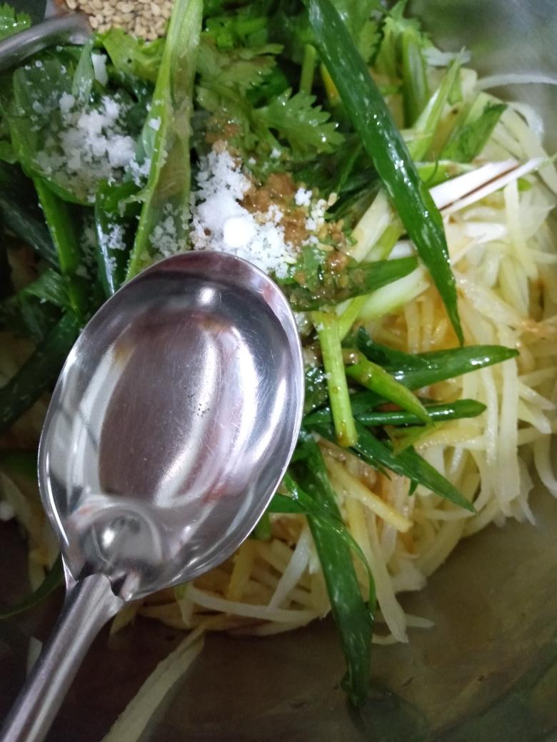 凉拌土豆丝