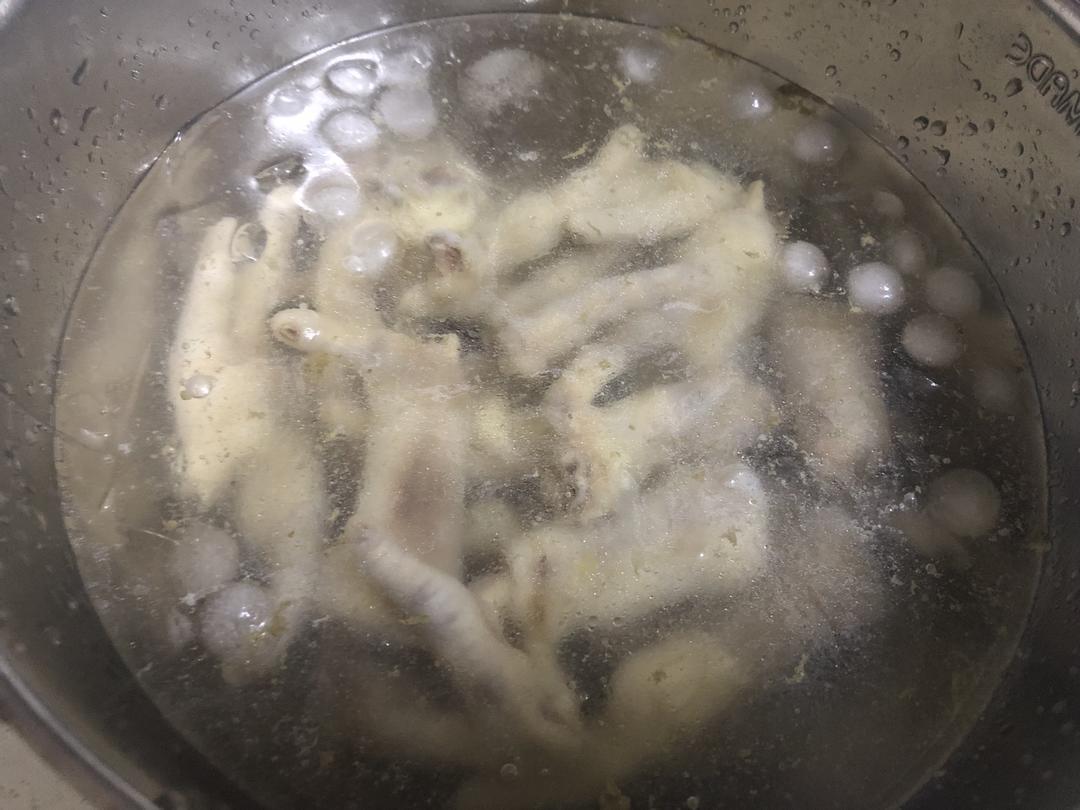 酸辣凤爪【加了柠檬】