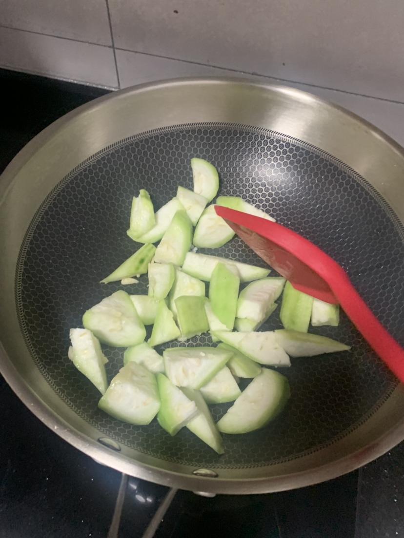 冬瓜木耳香菜减肥汤三天情况报告(丝瓜炒海白)