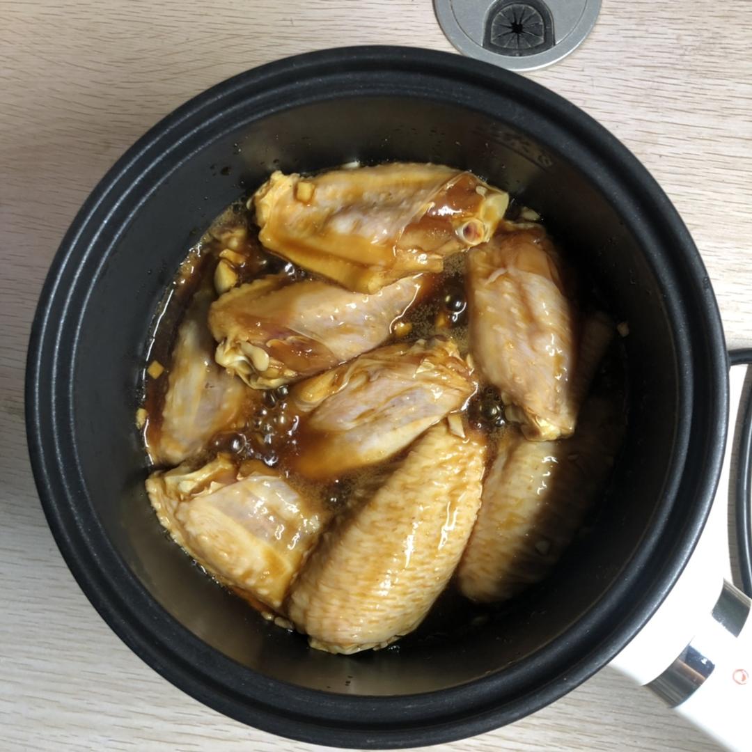 宿舍里可以做的蜜汁鸡翅的做法 步骤5