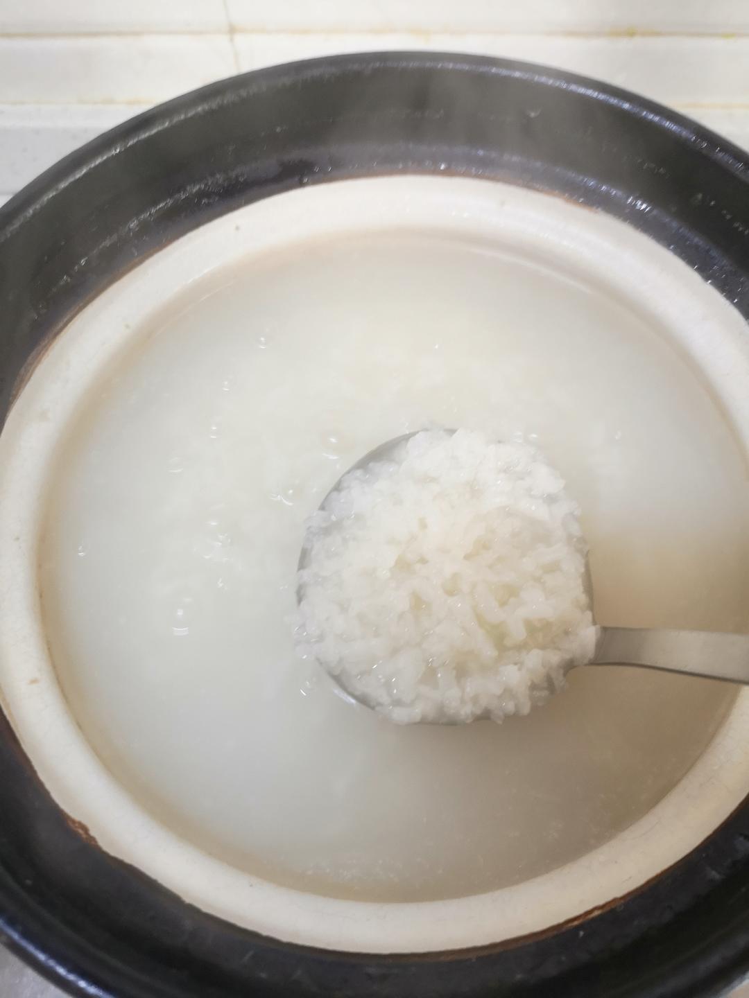 皮蛋瘦肉粥:妈妈的味道
