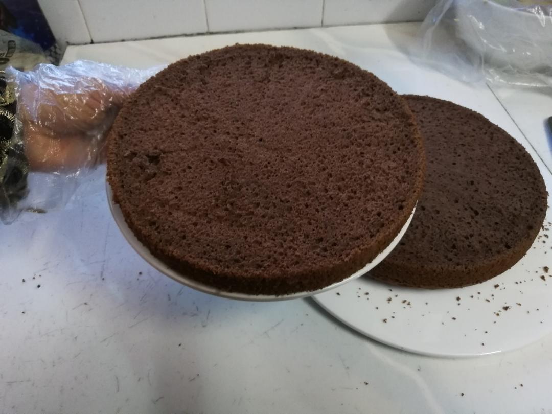 简单易学的巧克力蛋糕装饰