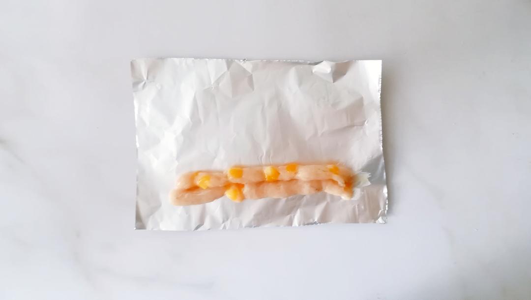 11M+Q弹细腻的鲜虾猪肉玉米肠:宝宝辅食营养食谱菜谱